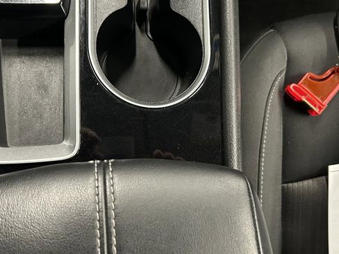 Used 2024 Nissan Altima 2.5 SV image 34