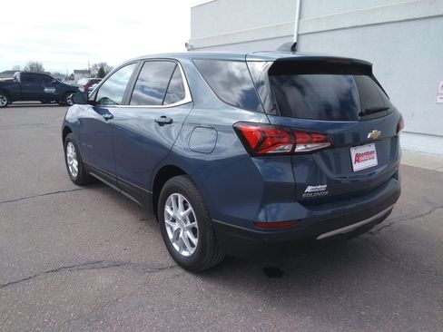 Used 2024 Chevrolet Equinox LT AWD/4WD image 7