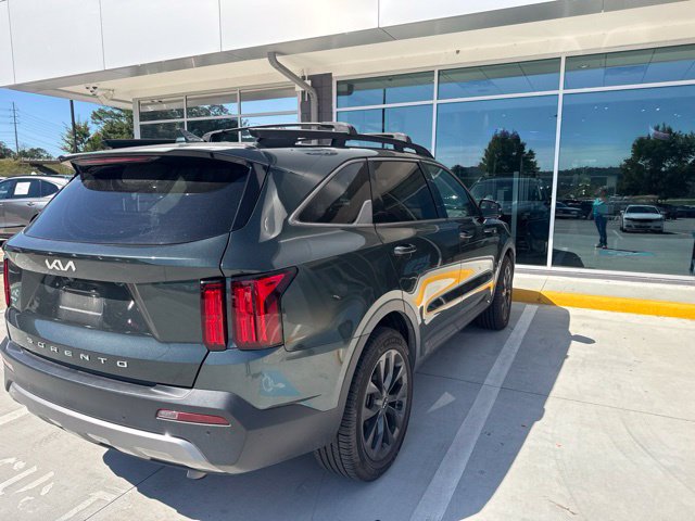 Used 2022 Kia Sorento SX Prestige w/ Rust Color Package AWD/4WD image 9