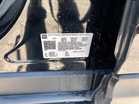 Used 2024 Chevrolet Equinox LT w/ LPO, Floor Liner Package FWD image 33