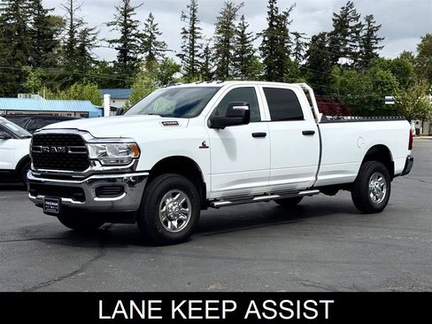 Used 2024 RAM 2500 Tradesman w/ Safety Group AWD/4WD image 4