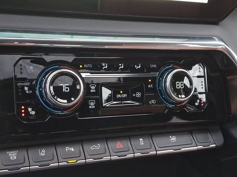 New 2026 GMC Sierra 3500 Denali Ultimate image 16