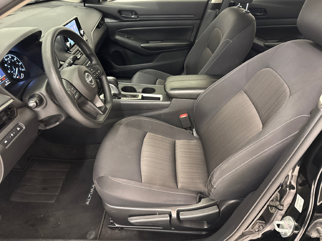 Used 2024 Nissan Altima 2.5 S FWD image 16