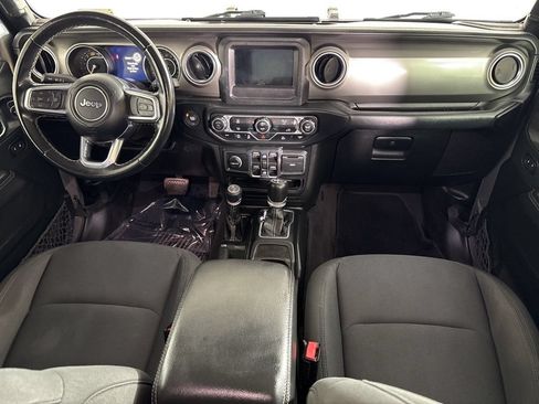 Used 2021 Jeep Wrangler Unlimited Sahara AWD/4WD image 13