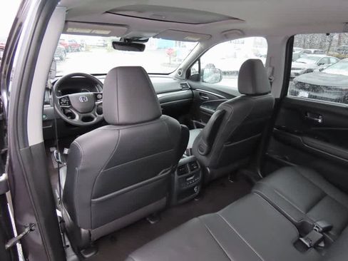 Certified 2022 Honda Pilot Special Edition image 16
