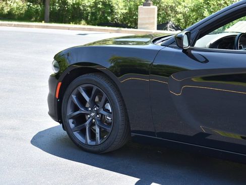 Used 2021 Dodge Charger SXT w/ Blacktop Package RWD image 8