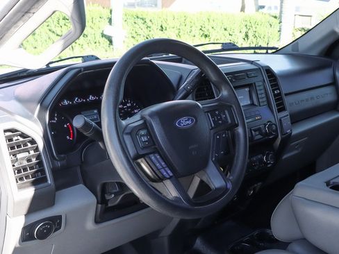 Used 2019 Ford F250 XL w/ Power Equipment Group image 20