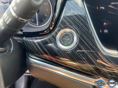 Certified 2025 Cadillac XT6 Premium Luxury image 16