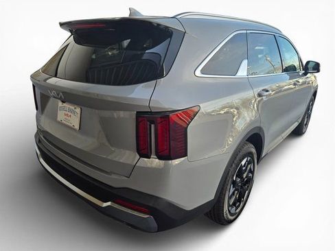 New 2026 Kia Sorento S image 14