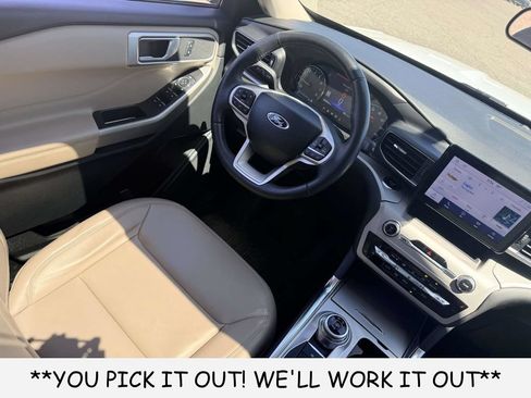 Used 2023 Ford Explorer XLT w/ Equipment Group 202A AWD/4WD image 27