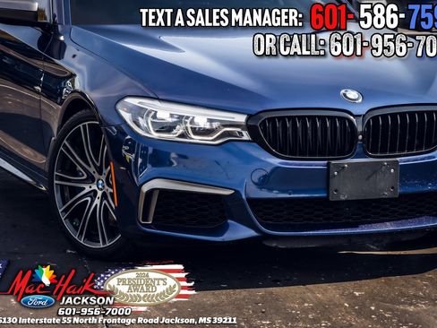 Used 2020 BMW M550i xDrive w/ Premium Package image 2