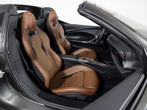 Used 2023 Ferrari 296 GTS RWD image 41