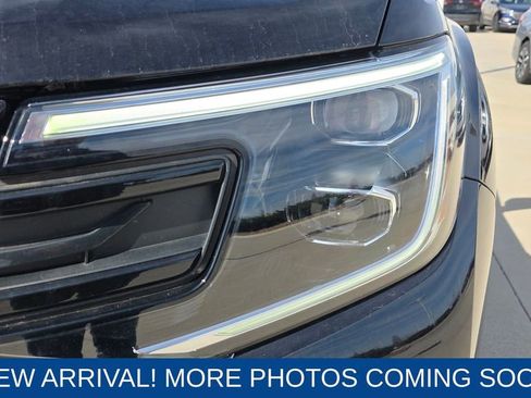 Used 2025 Volkswagen Atlas SEL Premium R-Line image 9