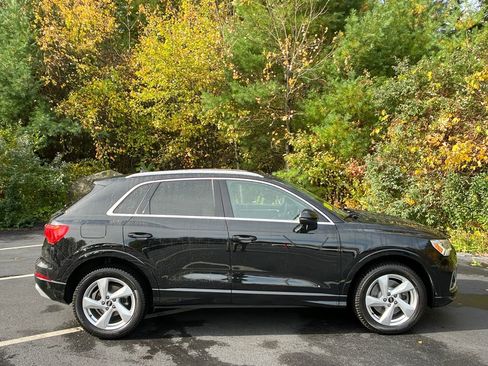 Used 2022 Audi Q3 2.0T Premium Plus w/ Premium Plus Package image 6