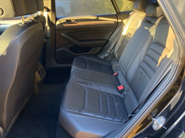 Used 2019 Volkswagen Arteon SEL FWD image 9