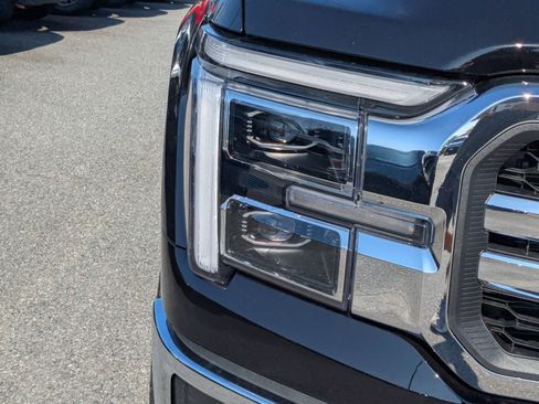 New 2025 Ford F150 Lariat w/ Equipment Group 501A Mid image 12