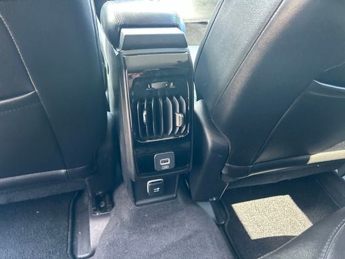 Used 2022 Jeep Compass Limited AWD/4WD image 21