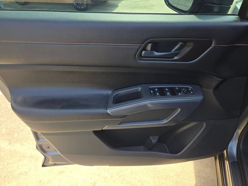 Certified 2025 Nissan Pathfinder Rock Creek AWD/4WD image 11