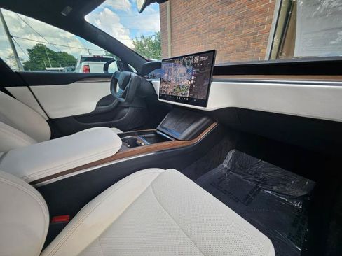 Used 2023 Tesla Model S AWD/4WD image 58