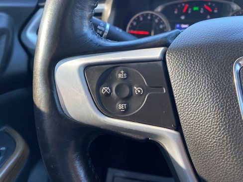 Used 2020 GMC Acadia SLE image 20