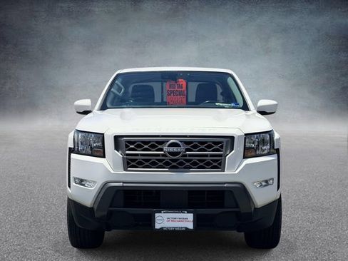 Used 2022 Nissan Frontier SV RWD image 6