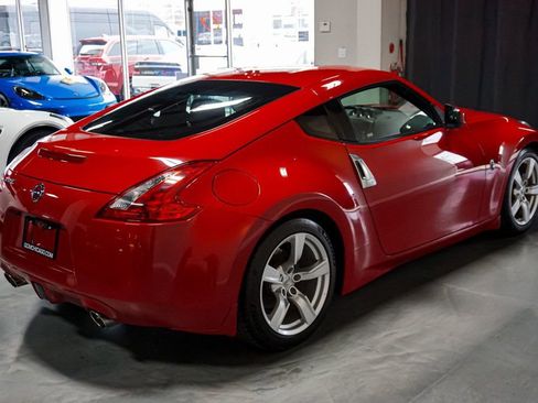 Used 2010 Nissan 370Z Touring image 7