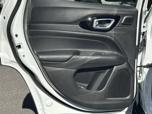 New 2026 Jeep Compass Limited image 20