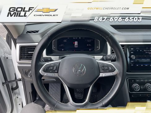 Used 2023 Volkswagen Atlas SE w/ Panoramic Sunroof Package AWD/4WD image 19