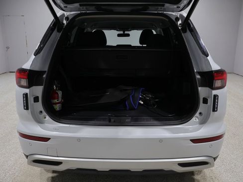 Used 2024 Mitsubishi Outlander SEL image 21