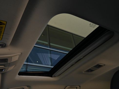 Used 2021 MAZDA CX-9 Touring w/ Touring Premium Package image 26