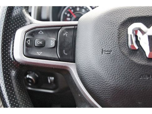 Used 2024 RAM 2500 Tradesman w/ Chrome Appearance Group AWD/4WD image 17