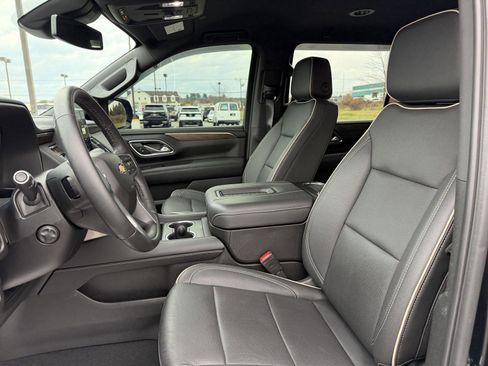 Used 2024 Chevrolet Suburban Premier w/ Max Trailering Package image 19