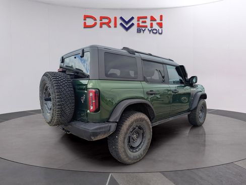 Used 2024 Ford Bronco Everglades image 5