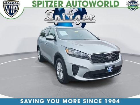 Used 2019 Kia Sorento AWD w/ LX Convenience Package image 3