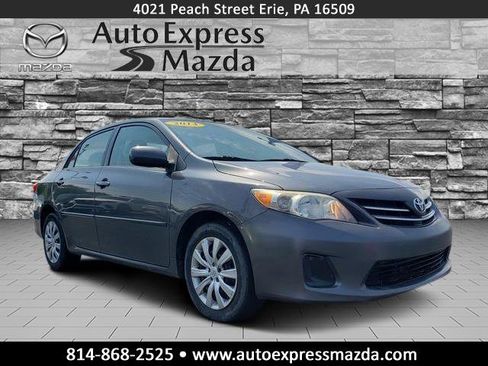 Used 2013 Toyota Corolla LE FWD image 1