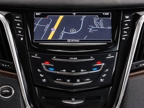 Used 2019 Cadillac Escalade Luxury w/ Escalade Sport Edition AWD/4WD image 11