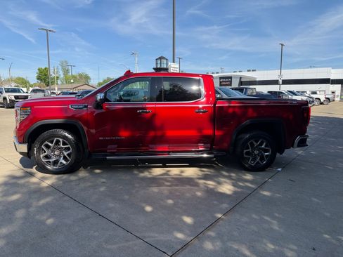 Used 2025 GMC Sierra 1500 SLT w/ SLT Premium Plus Package image 8