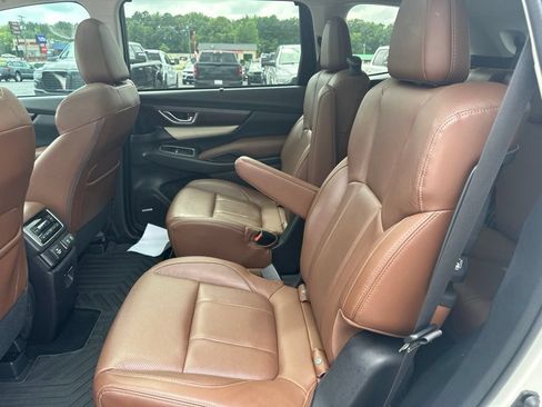Used 2019 Subaru Ascent Touring AWD/4WD image 24