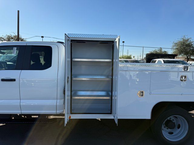 New 2026 Ford F550 4x4 SuperCab Super Duty image 14