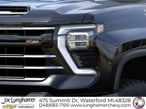 New 2026 Chevrolet Silverado 2500 LT w/ Z71 Chrome Sport Edition AWD/4WD image 10