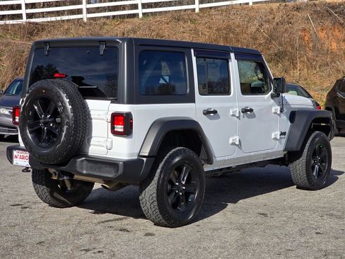 Used 2021 Jeep Wrangler Unlimited Sport image 18