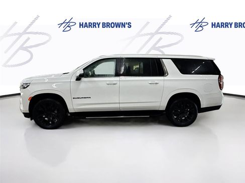 Used 2021 Chevrolet Suburban LT w/ LT Signature Package image 8