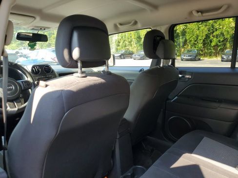 Used 2015 Jeep Patriot Sport w/ Power Value Group FWD image 12