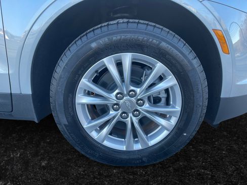 New 2026 Cadillac XT5 Luxury image 10