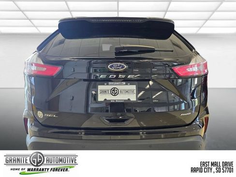 Used 2024 Ford Edge SEL w/ Convenience Package AWD/4WD image 5