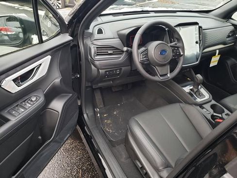 New 2025 Subaru Forester Limited image 10