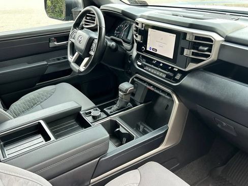 Certified 2025 Toyota Tundra SR5 AWD/4WD image 33