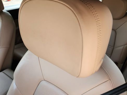 Used 2019 Porsche Cayenne AWD/4WD image 6