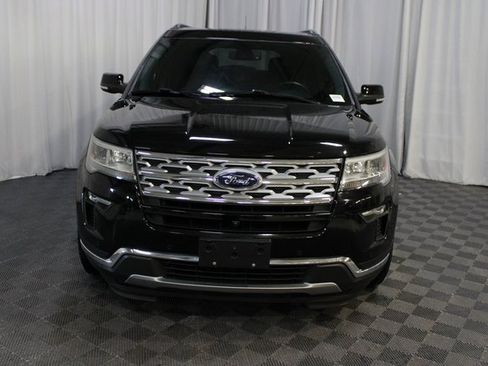 Used 2018 Ford Explorer Limited w/ Equipment Group 301A image 2