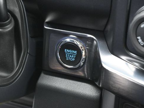New 2026 Ford F250 Lariat w/ Black Appearance Package AWD/4WD image 13